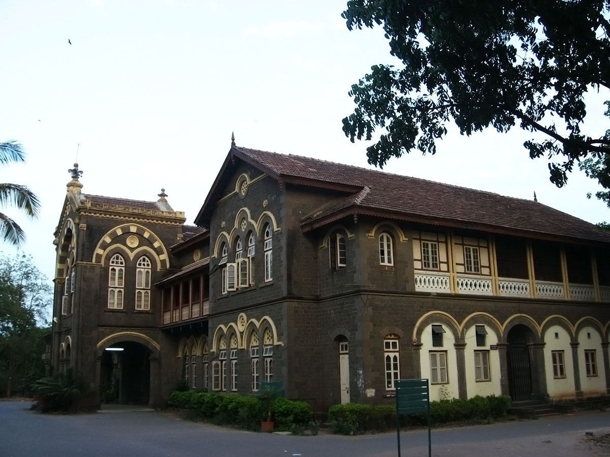 Fergusson College